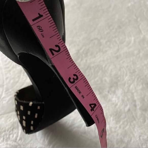 Joe’s Jean Speckled Calf Hair Pointed Toe Heels - Picture 8 of 11